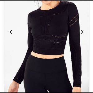 Fabletics crop long sleeve workout top